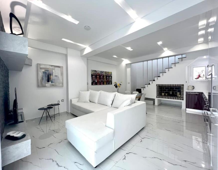 Evilion Maisonette In