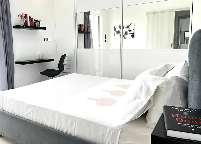 Evilion Maisonette In Athens