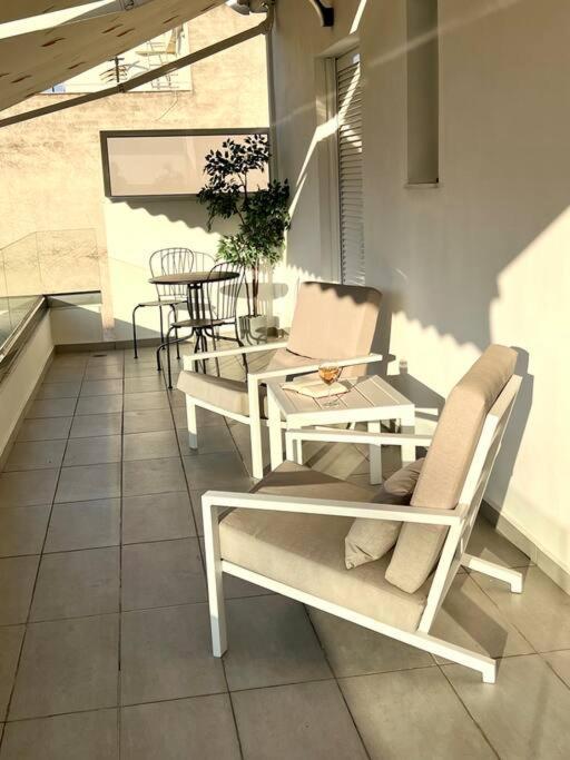 Evilion Maisonette In